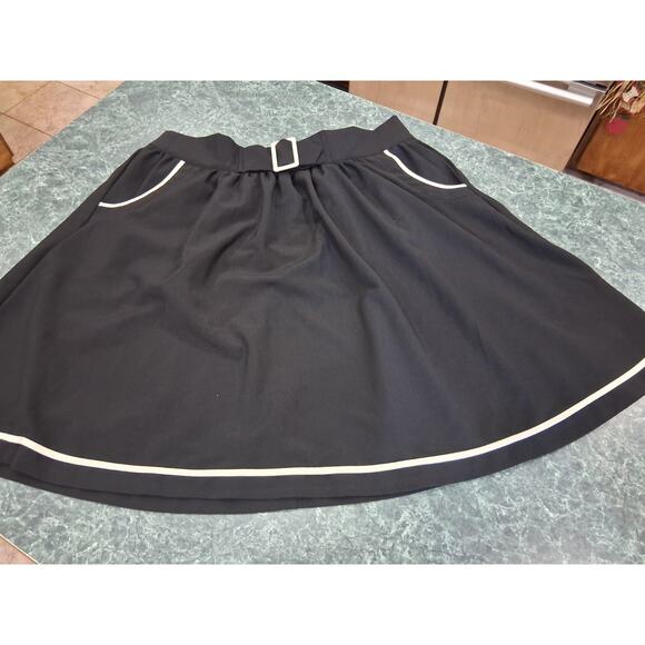 Modcloth Circle Skater Mini Skirt Plus 1X Black White Trim Pockets Belted Retro - Picture 1 of 10
